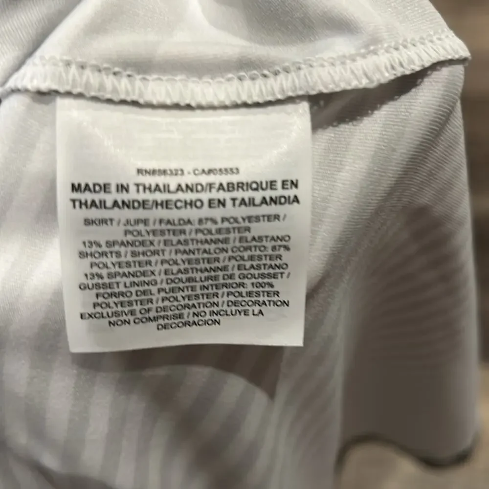 Nike Golf Precision 2.0  Black & White Stripe Skort Size M